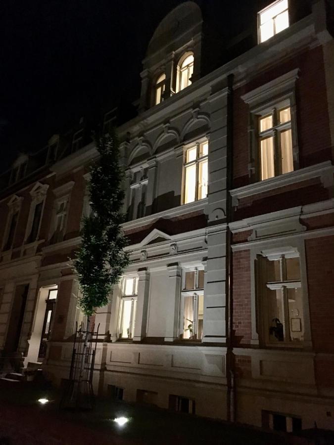 Jethon Exklusives City-Appartement Bernburg Exterior photo